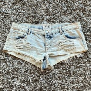 One Teaspoon Bleach-Wash Trash Whores Distressed Denim Cutoff Shorts 30